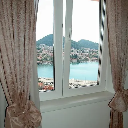 Luna & Lea Sea View Daire